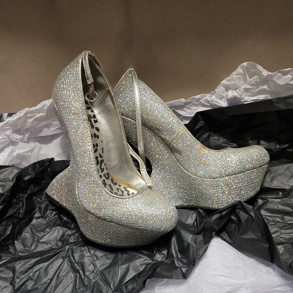 Silver Glitter Antigravity Platforms - image 1